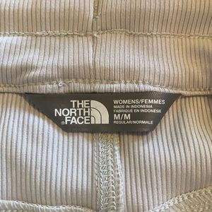 North Face Women’s Medium Pants